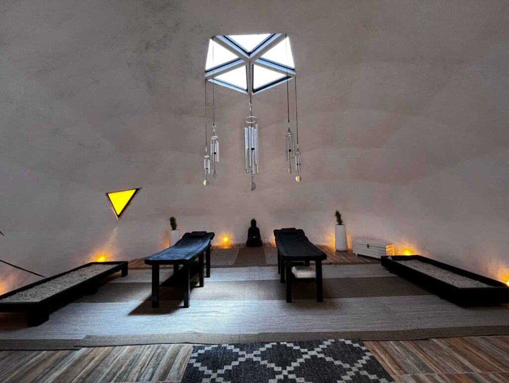 Domo Terapéutico, Experiencia Holística, masajes y relajación.