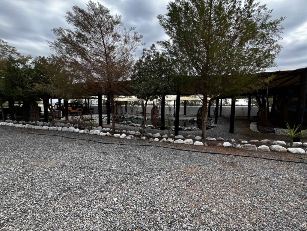 Laguna artificial y espacios de relajación Rancho Kokoye