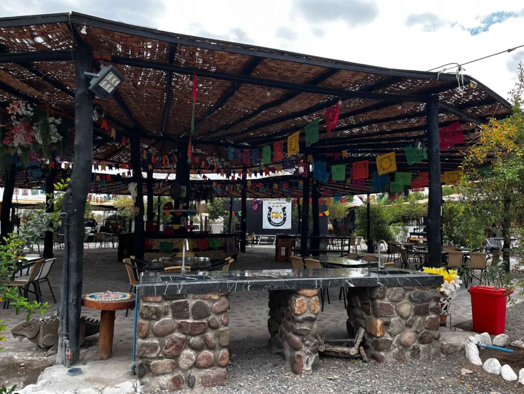 Pérgola eventos especiales Rancho Kokoye, multicancha, piscina, centro de eventos, centro de engorde