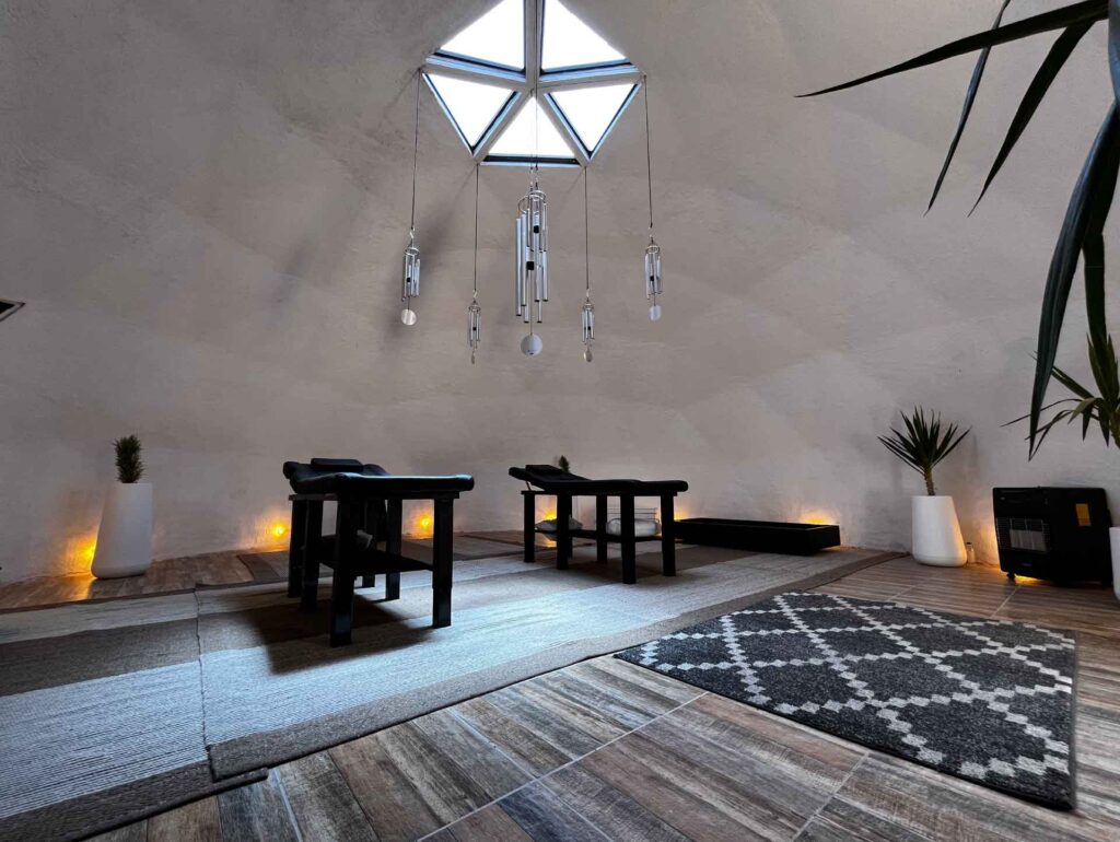 Domo Terapéutico, Experiencia Holística, masajes y relajación.