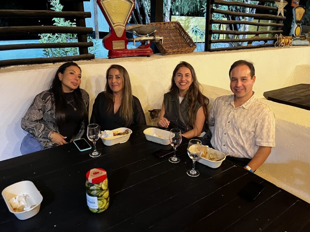 Wine Fest Rancho Kokoye rancho de caballos, arriendo de espacios, eventos, retiros escolares, retiros de empresa, fiesta de fin de año, matrimonios, celebraciones, piscina, animales de granja